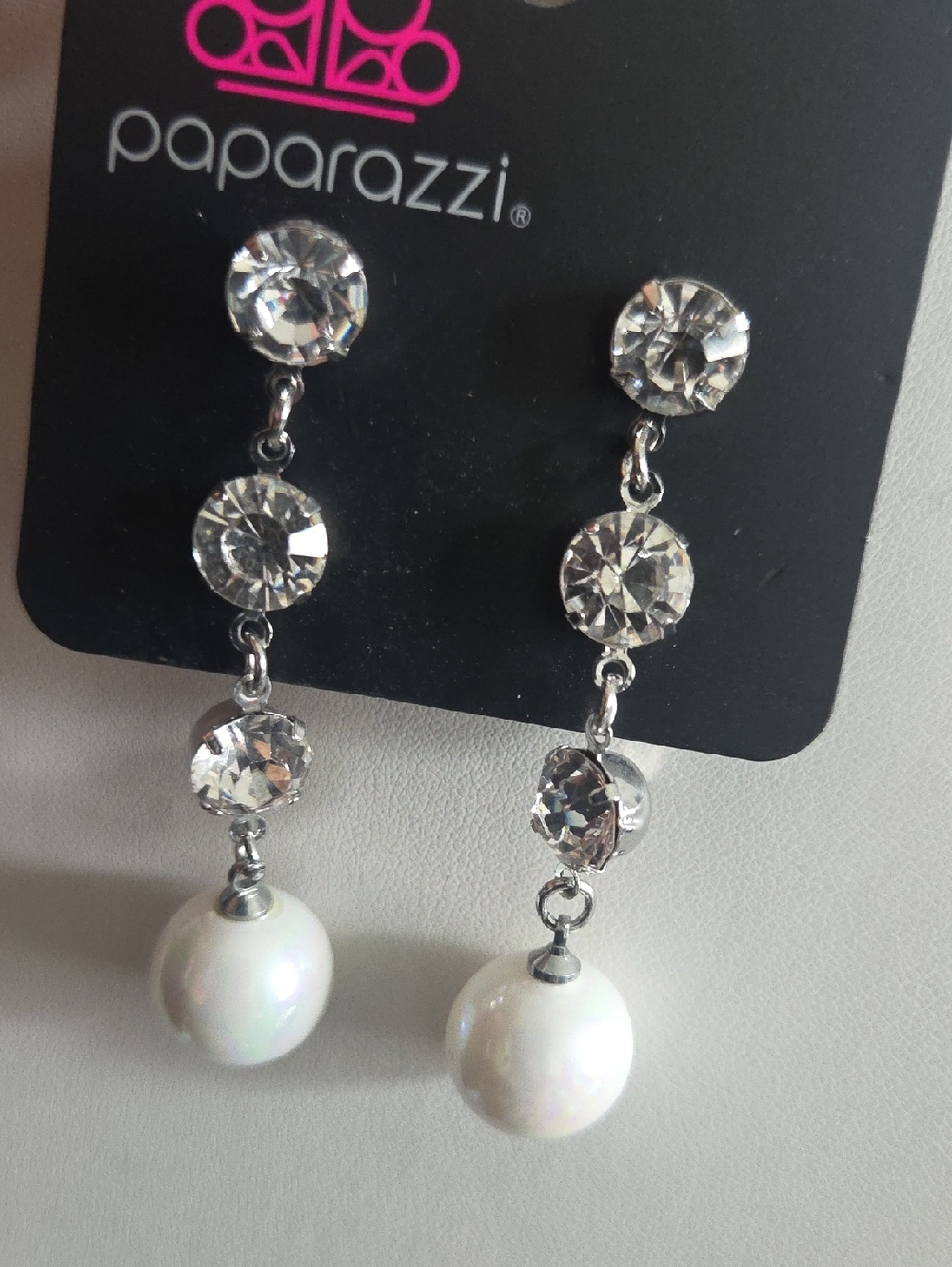Paparazzi Yacht Scene White Earrings NWT